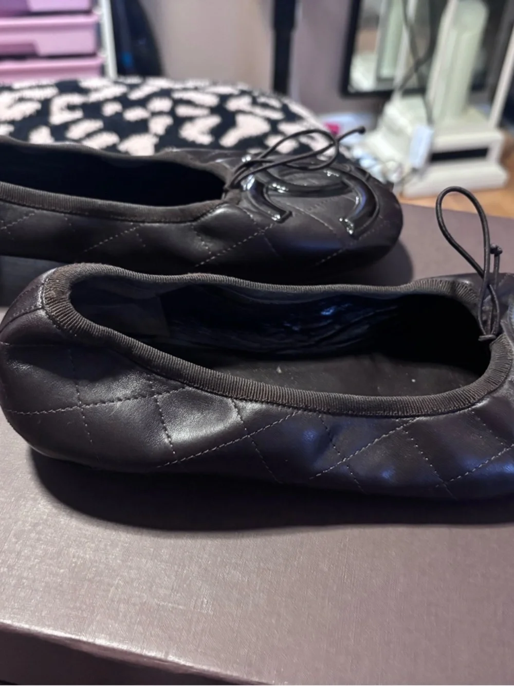 CHANEL Quilted CC Cap-Toe Ballet Flats in Dark Brown Leather - Picture 2 of 5